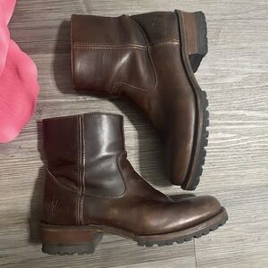 FRYE Brown Leather Inside Zip Boots Square Toe Men's Sz 8D Thick Tough Lug Sole